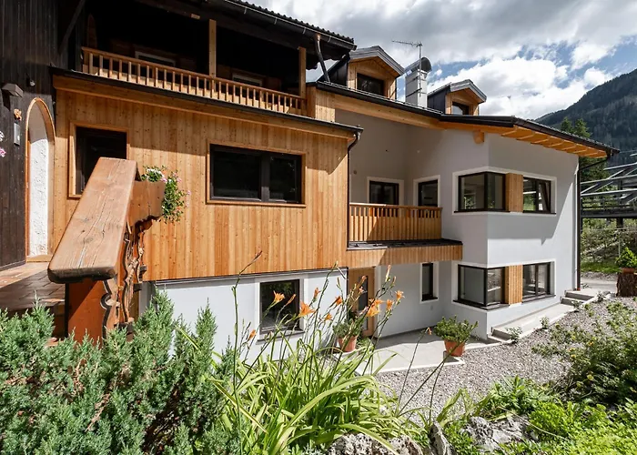 Cesa Cercena Apartmán *